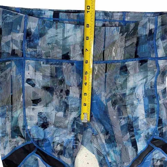 Lululemon Women’s Blue Abstract Mesh Panel Crop Leggings Size 10 - Picture 12 of 16